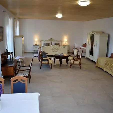 Apartman Na Statku Namest nad Oslavou Exterior photo